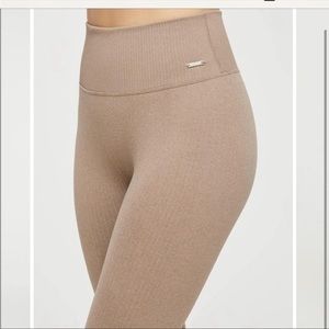 Lilias Active Ribbed Leggings